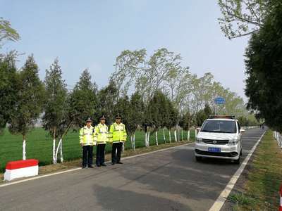 南陽市宛城區交通運輸執法局 深化路域環境治理 提升道路保暢與環境檢測服務水平